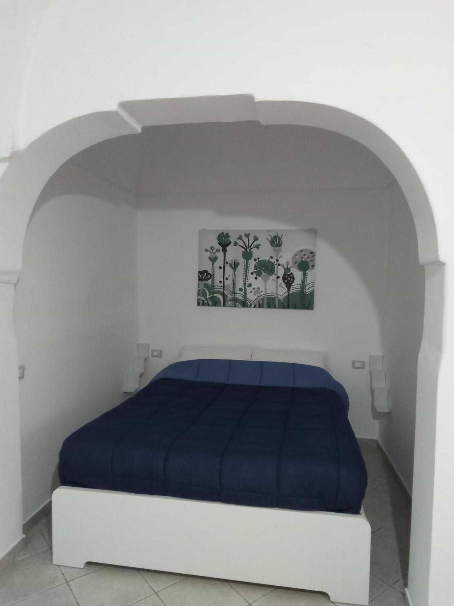 Vico Trieste Ostuni Kamer foto
